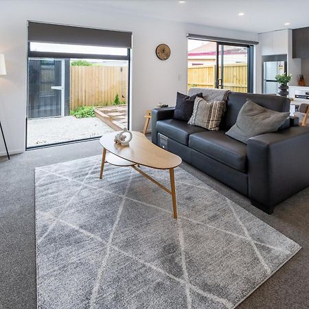 2Br Townhouse: Cosy, Close To City, Car Park Christchurch Extérieur photo