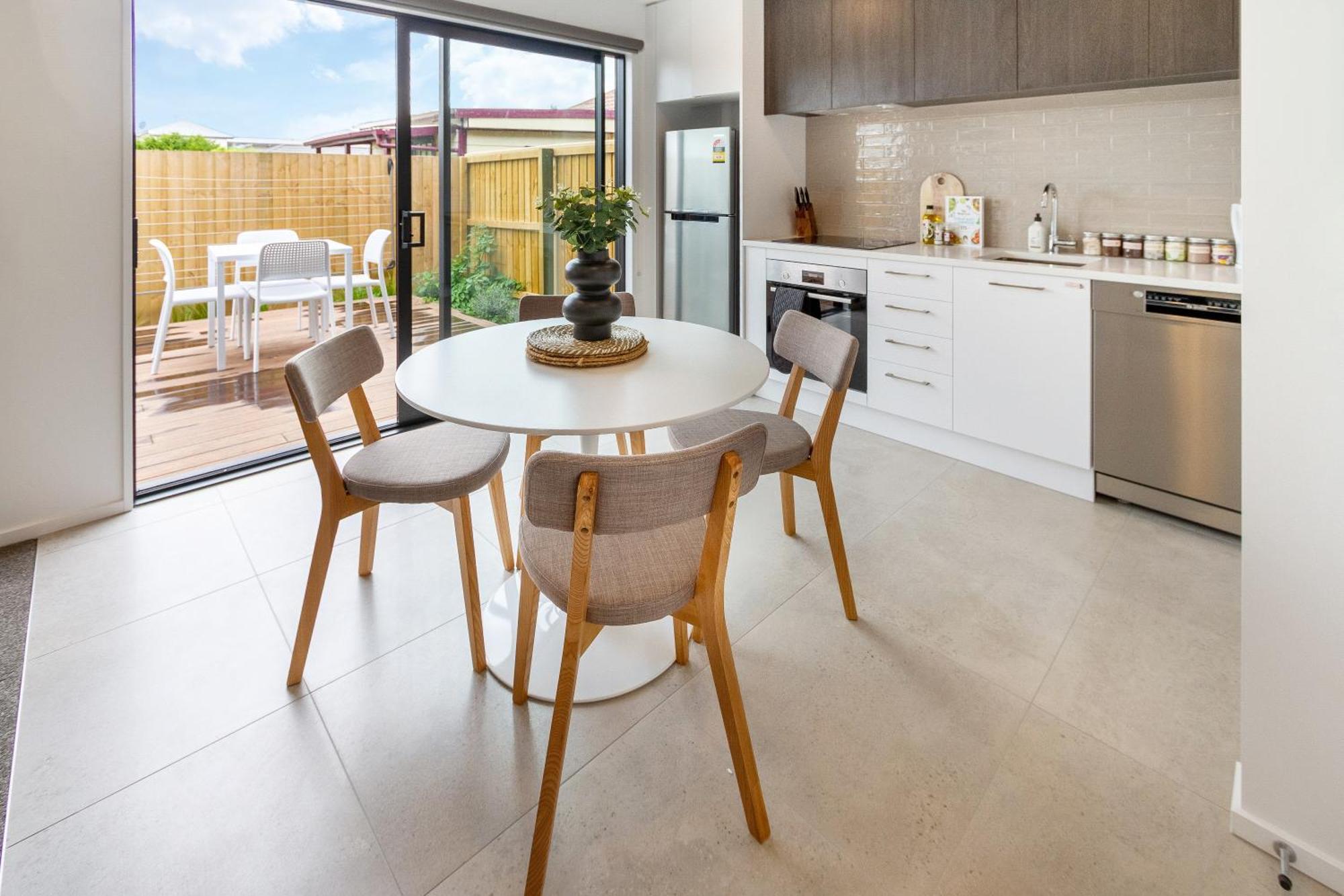 2Br Townhouse: Cosy, Close To City, Car Park Christchurch Extérieur photo