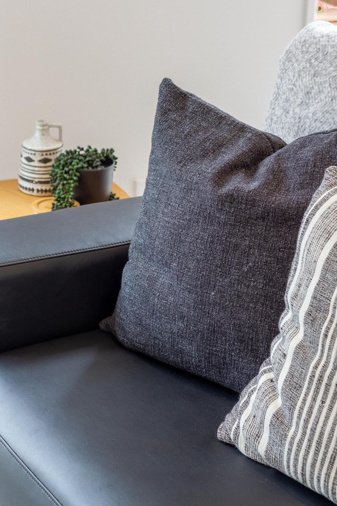 2Br Townhouse: Cosy, Close To City, Car Park Christchurch Extérieur photo
