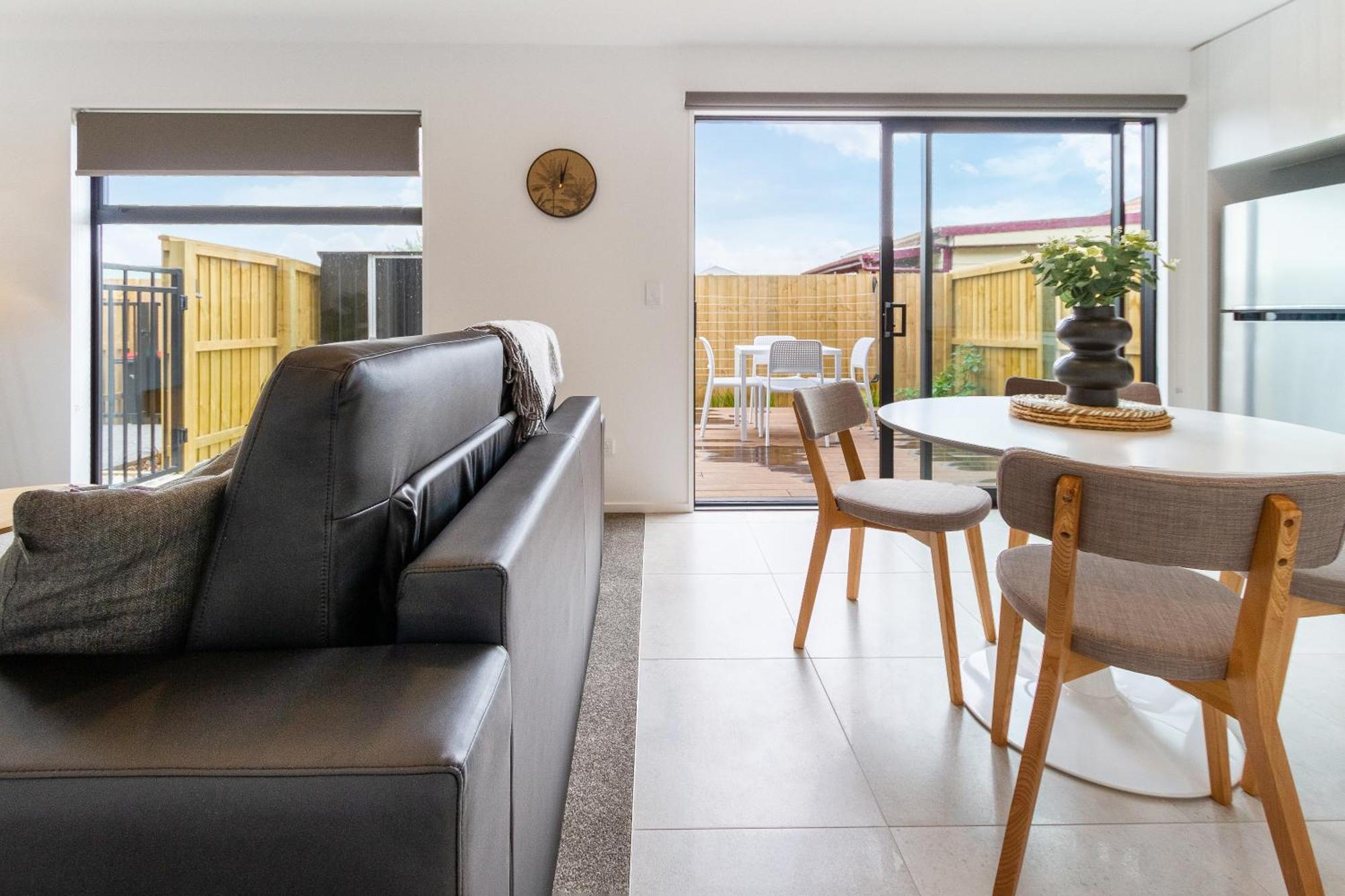 2Br Townhouse: Cosy, Close To City, Car Park Christchurch Extérieur photo